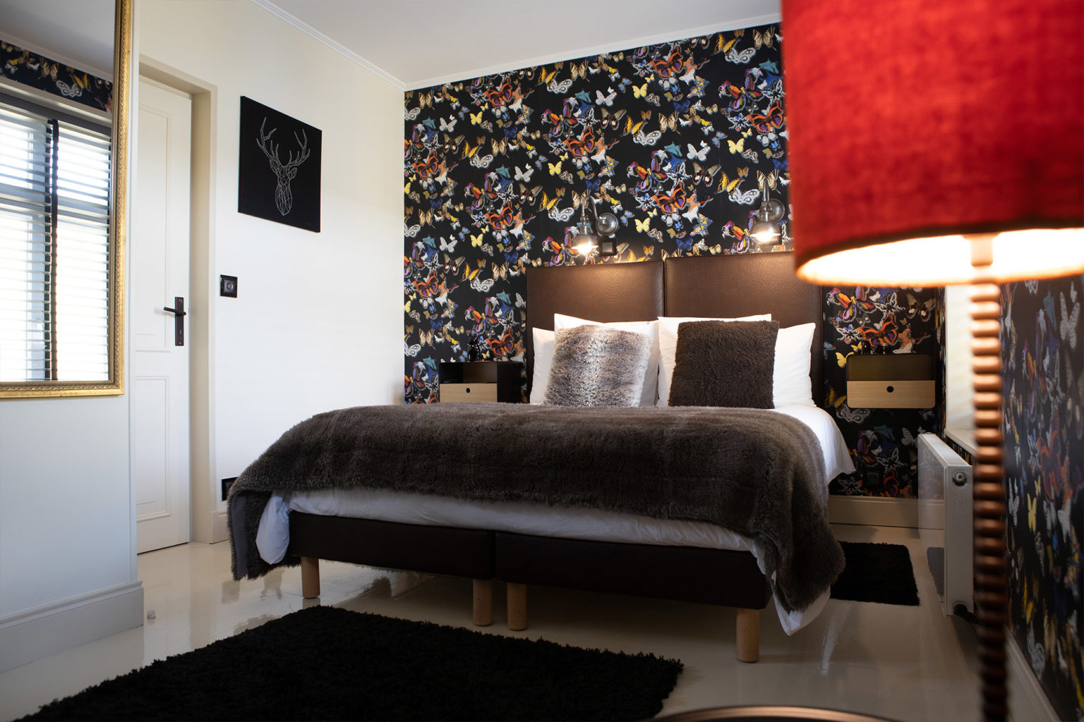 chambre_reve_de_papillon_3_la_goelette_chambres_d_hotes-1536x1024-1